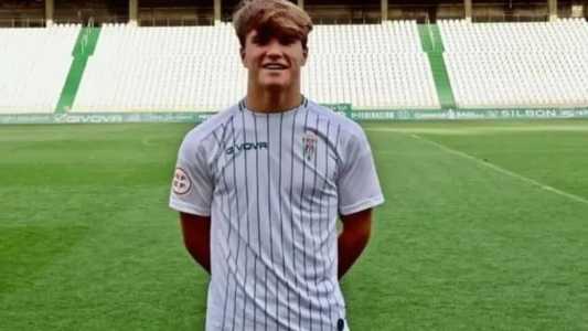 Jogador foi encontrado morto nesta segunda-feira (16)