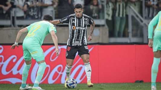 Jogador foi titular no jogo contra o Palmeiras