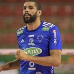 Cruzeiro sai em defesa de Wallace após punição: 'Ele será perseguido eternamente?'