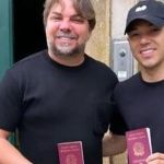 Brasileiro tira passaporte estrangeiro e entra na mira de técnico da Itália