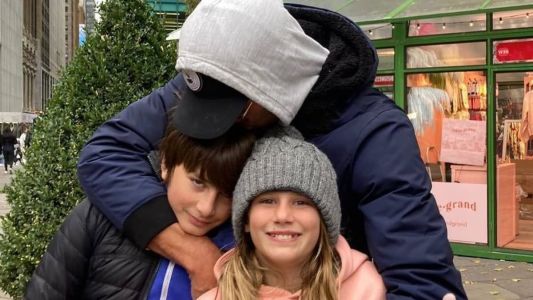 Jogador registra, com frequência, fotos com os filhos em rede social