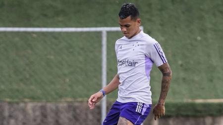 Jogador retornou aos gramados de maneira integral nesta segunda (29)