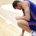 Jogador sérvio perde rim após cotovelada na Copa do Mundo de Basquete