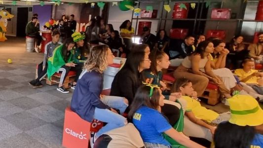 Jogadoras de América, Atlético e Cruzeiro assistiram à estreia do Brasil no Mineirão