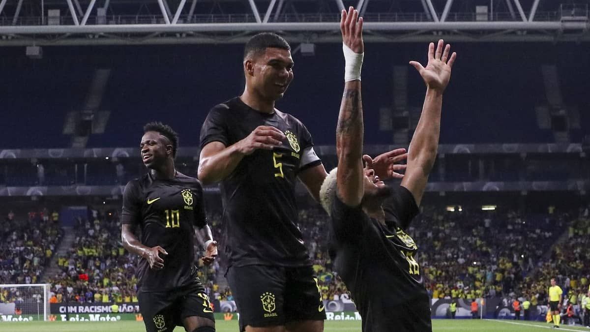 Vini Jr marca, e Brasil goleia Guiné em jogo de combate ao racismo na Espanha