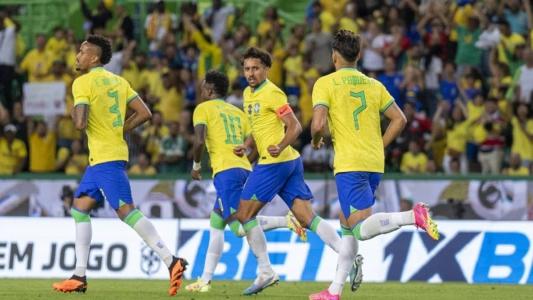 Jogadores da Seleção Brasileira na derrota por 4 a 2 para o Senegal, em amistoso de junho