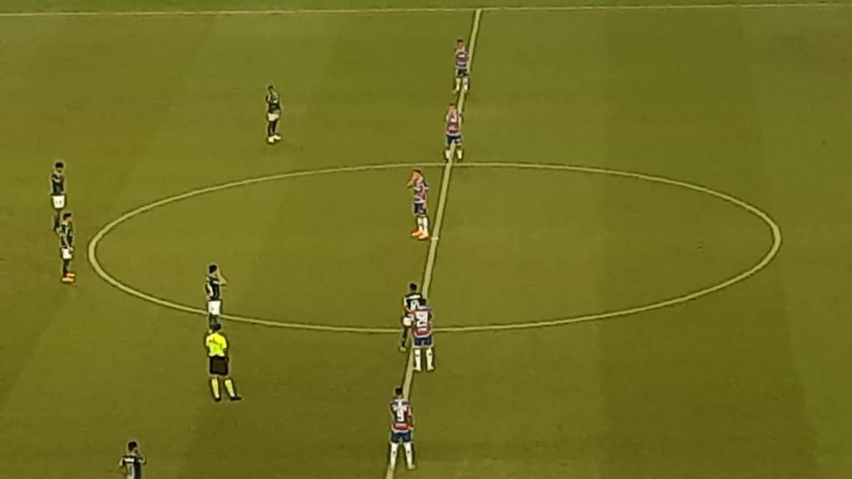 Copa do Brasil: por que jogadores colocaram a mão na boca em jogos