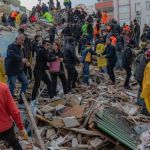 Time de vôlei estava em prédio que desabou na Turquia; brasileiras que jogam no país estão bem