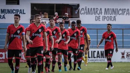 Jogadores do Atlético-GO