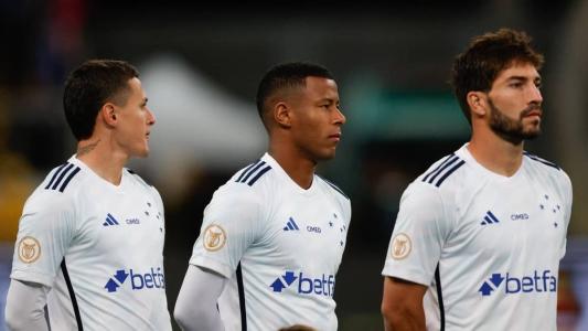 Jogadores do Cruzeiro na derrota para o Grêmio