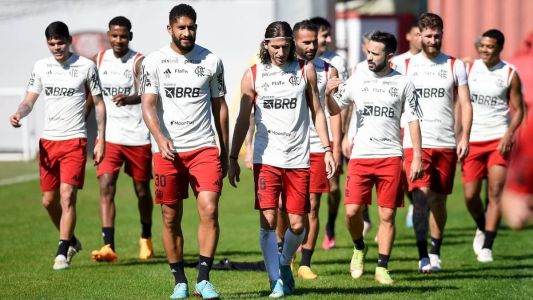 Jogadores do Flamengo durante atividade desta terça-feira, no Ninho do Urubu