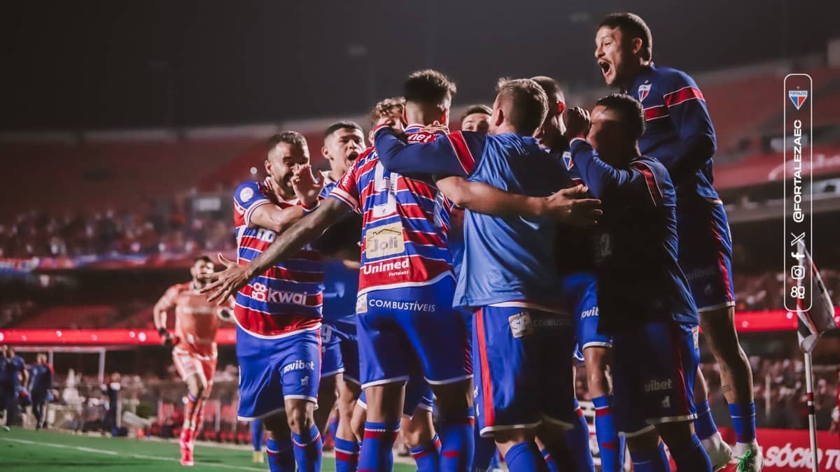 João Ricardo pega pênalti de James e exalta vitória do Fortaleza no Morumbi