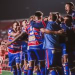 João Ricardo pega pênalti de James e exalta vitória do Fortaleza no Morumbi