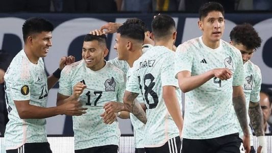 Jogadores do México durante a Copa Ouro