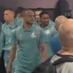 Jogadores do Palmeiras deixam Nilton Santos com 'funk do Segovinha'
