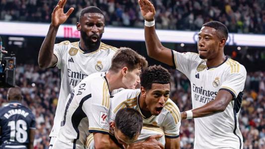 Jogadores do Real Madrid durante vitória sobre a Real Sociedad