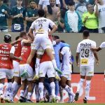 Santos vira sobre o Palmeiras na Arena Barueri e engata terceira vitória seguida no Brasileirão