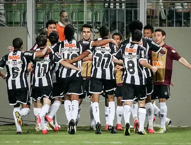 Campeão da Libertadores pelo Atlético reforça time do Campeonato Mineiro