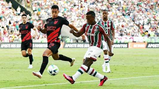 Jogo entre Athletico-PR e Fluminense, na Ligga Arena, tem nova data