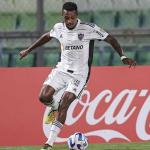 Edenilson admite 'desatenção' e cita estádio vazio para explicar empate do Atlético na Libertadores