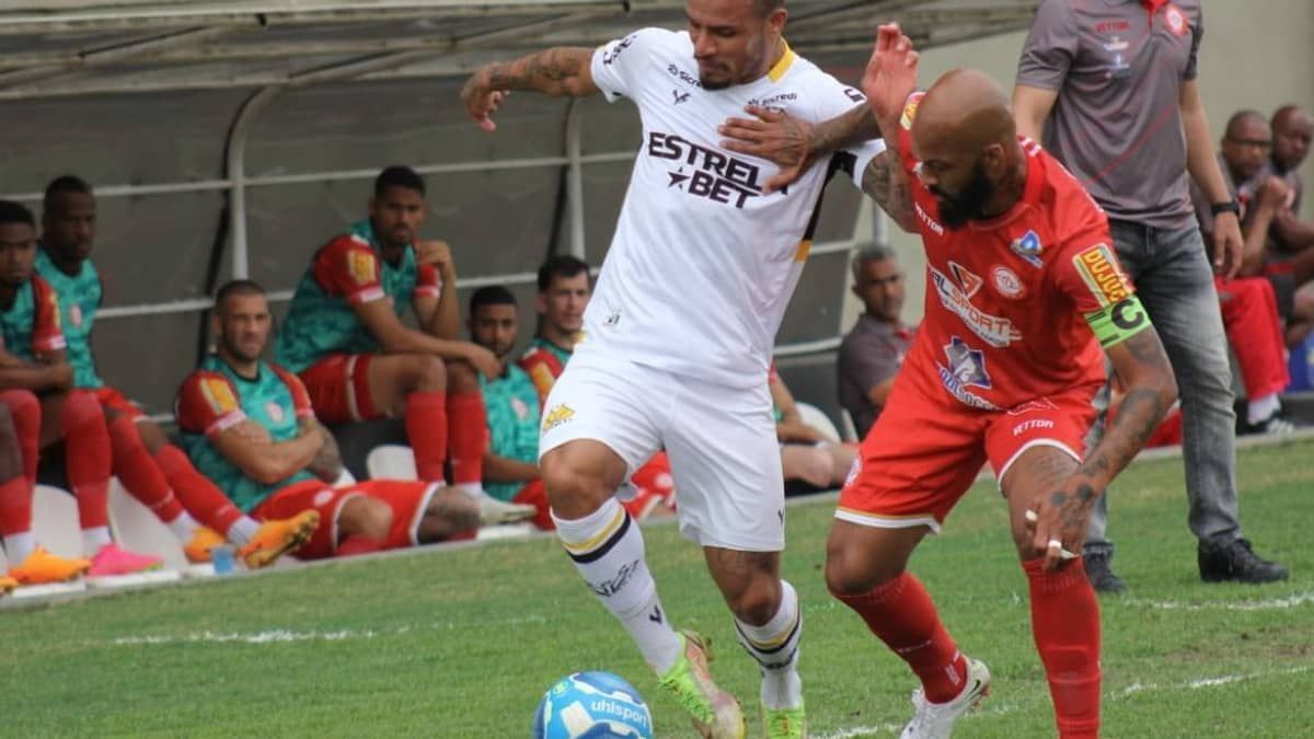 Tombense empata no fim contra Criciúma e segue próximo do Z4 da Série B