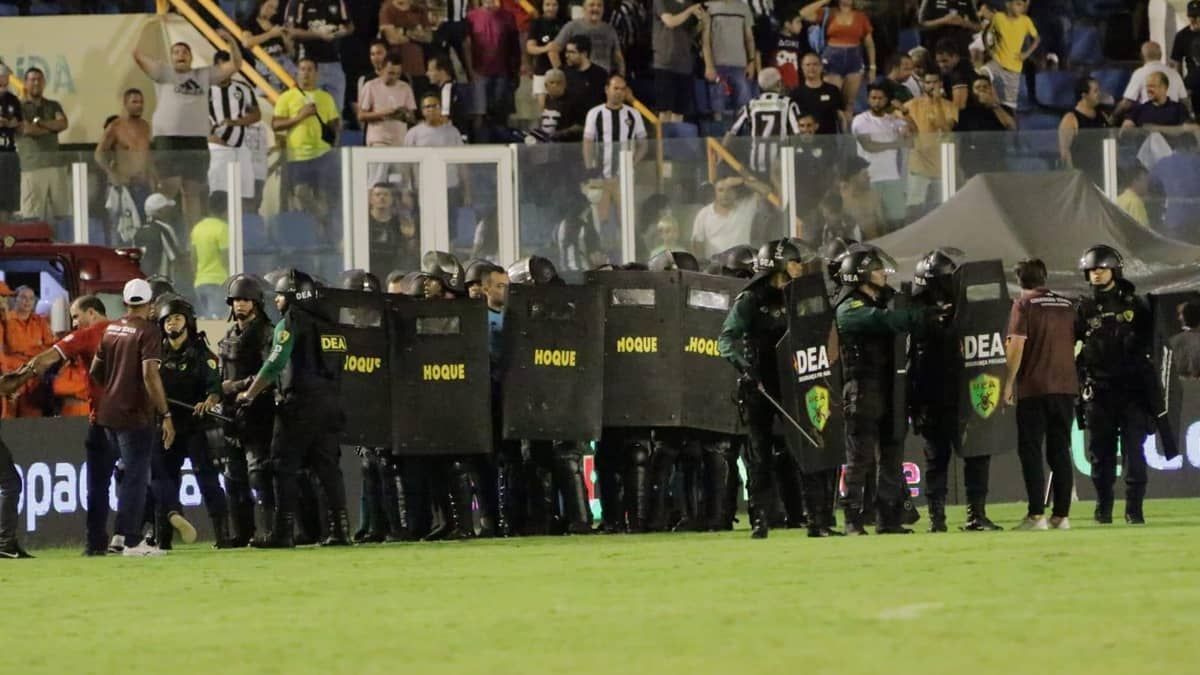 Botafogo empata no fim e elimina Sergipe da Copa do Brasil com direito a pancadaria após o jogo
