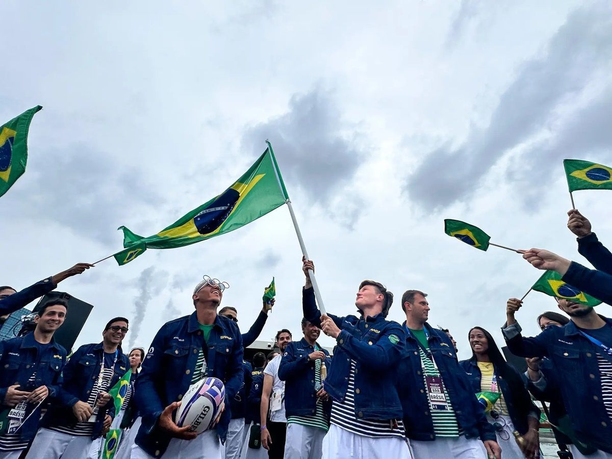Chuva, shows e homenagens marcam abertura das Olimpíadas de Paris