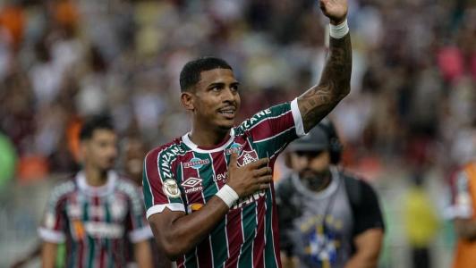 John Kennedy marcou um belo gol para o Fluminense