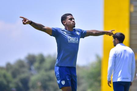 John Kennedy estaria insatisfeito no Pachuca