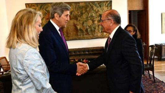 John Kerry se reuniu com o vice-presidente Geraldo Alckmin, em Brasília