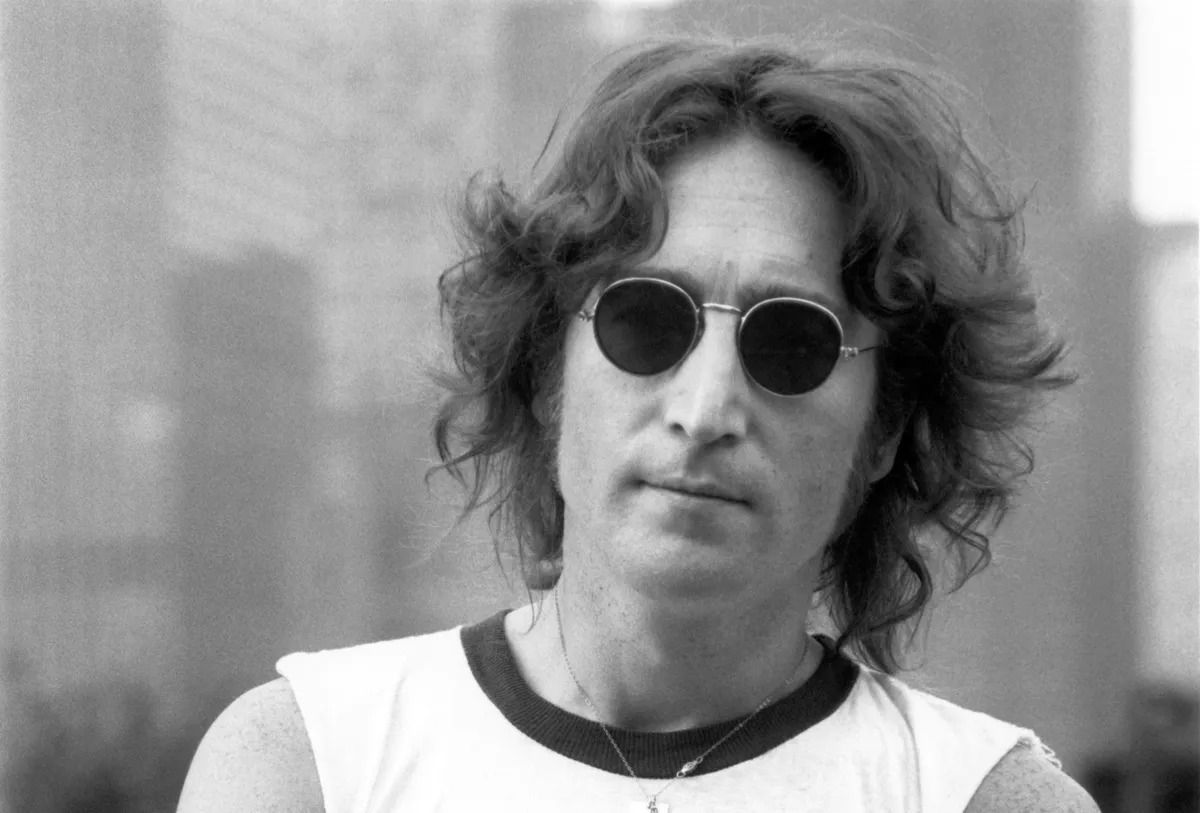 Documentário revive assassinato de John Lennon e revela últimas palavras do ex-Beatle