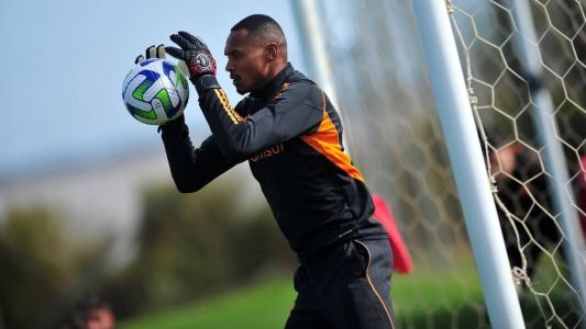 John recebe proposta do Valladolid, da Espanha