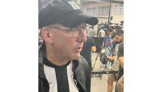 John Textor após a derrota do Botafogo diante do Palmeiras, no Nilton Santos