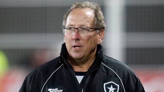 John Textor após a partida entre Botafogo e Palmeiras, no Estádio Nilton Santos