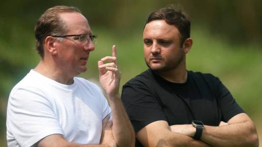 John Textor e André Mazzuco, diretor de futebol do Botafogo, no Rio de Janeiro