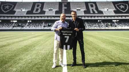 John Textor e o técnico Bruno Lage no Estádio Nilton Santos
