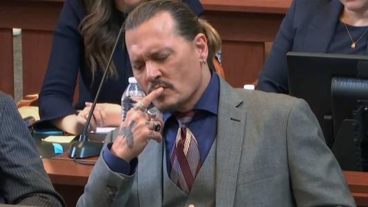 Johnny Depp processou Amber Heard por difamação