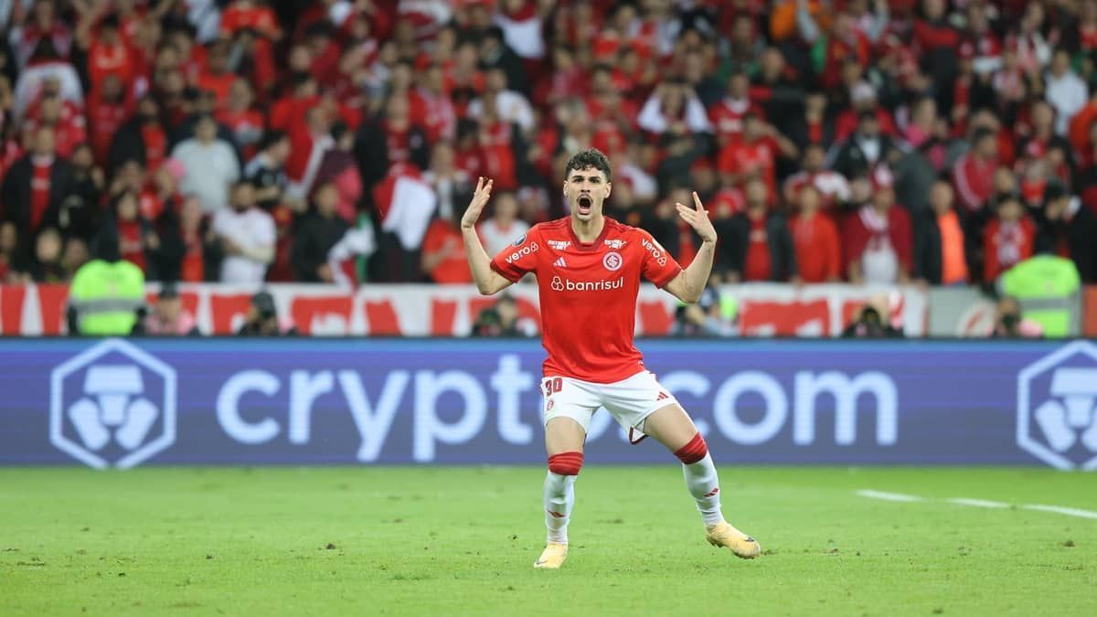 Johnny analisa 'vantagem' para o Inter na semifinal da Libertadores