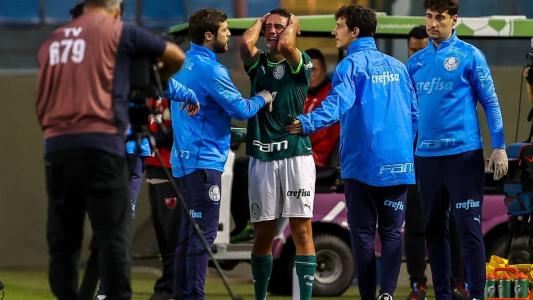 Joia do Palmeiras terá que operar após lesão em Dérbi