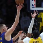 Jokic dá show, e Nuggets abrem vantagem sobre Lakers na NBA