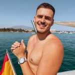Influenciador de 25 anos vai passar por cirurgia após diagnóstico de cisto no pâncreas: 'Inseguro'