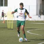 Fluminense solicita retorno de atacante emprestado e espera por ofertas do exterior
