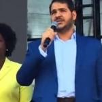Vídeo: ministro da AGU leva mensagem de Lula à Marcha para Jesus e é vaiado
