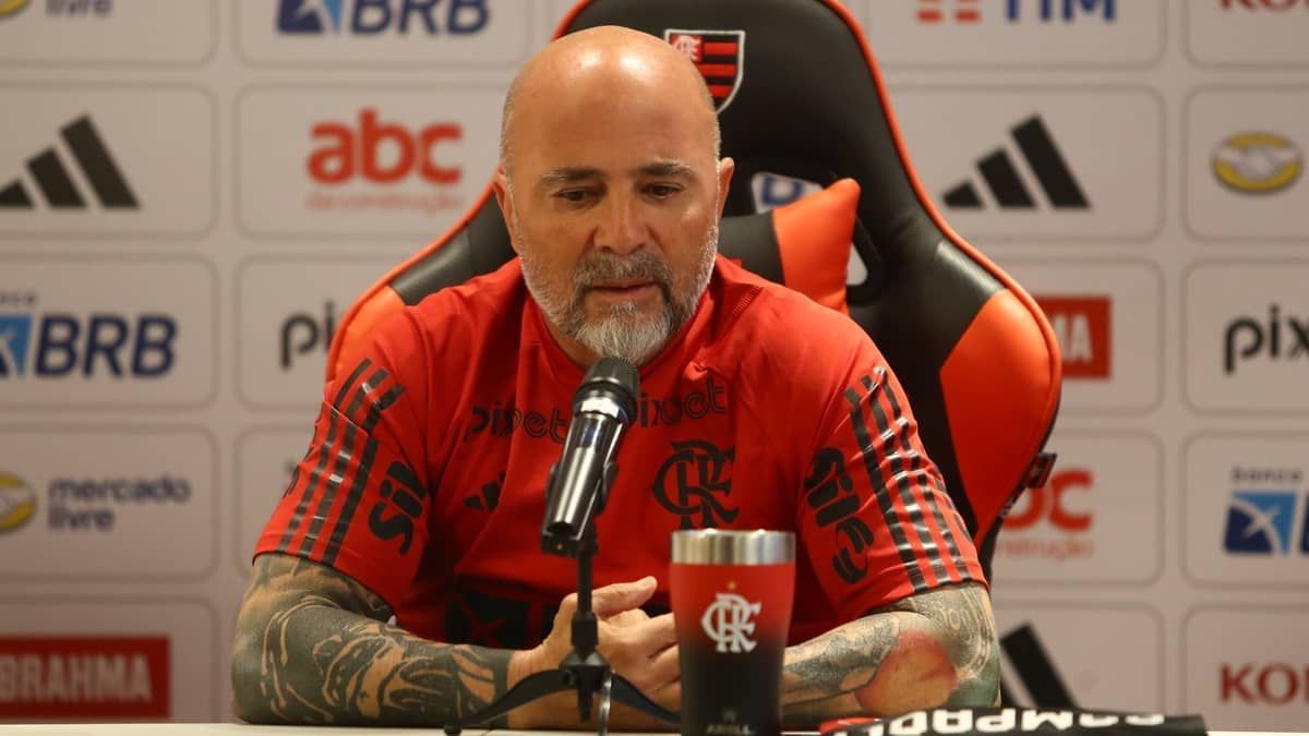 Sampaoli avalia ambiente do Flamengo: 'Há muita tensão'