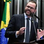 TSE pede mais provas e suspende julgamento de cassação contra Jorge Seif