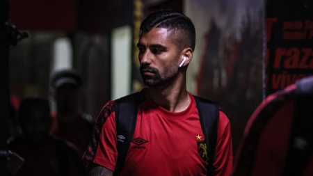Jorginho está confirmado no time titular