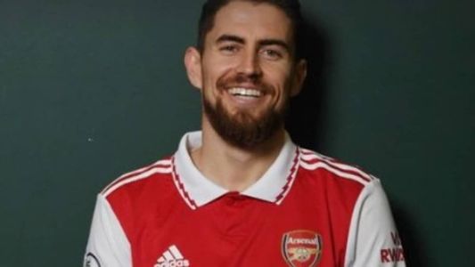 Jorginho foi um dos principais nomes do futebol europeu que trocou de clube nesta janela