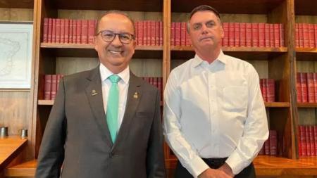 Jorginho Mello se encontrou com Bolsonaro na manhã desta quinta-feira (3)