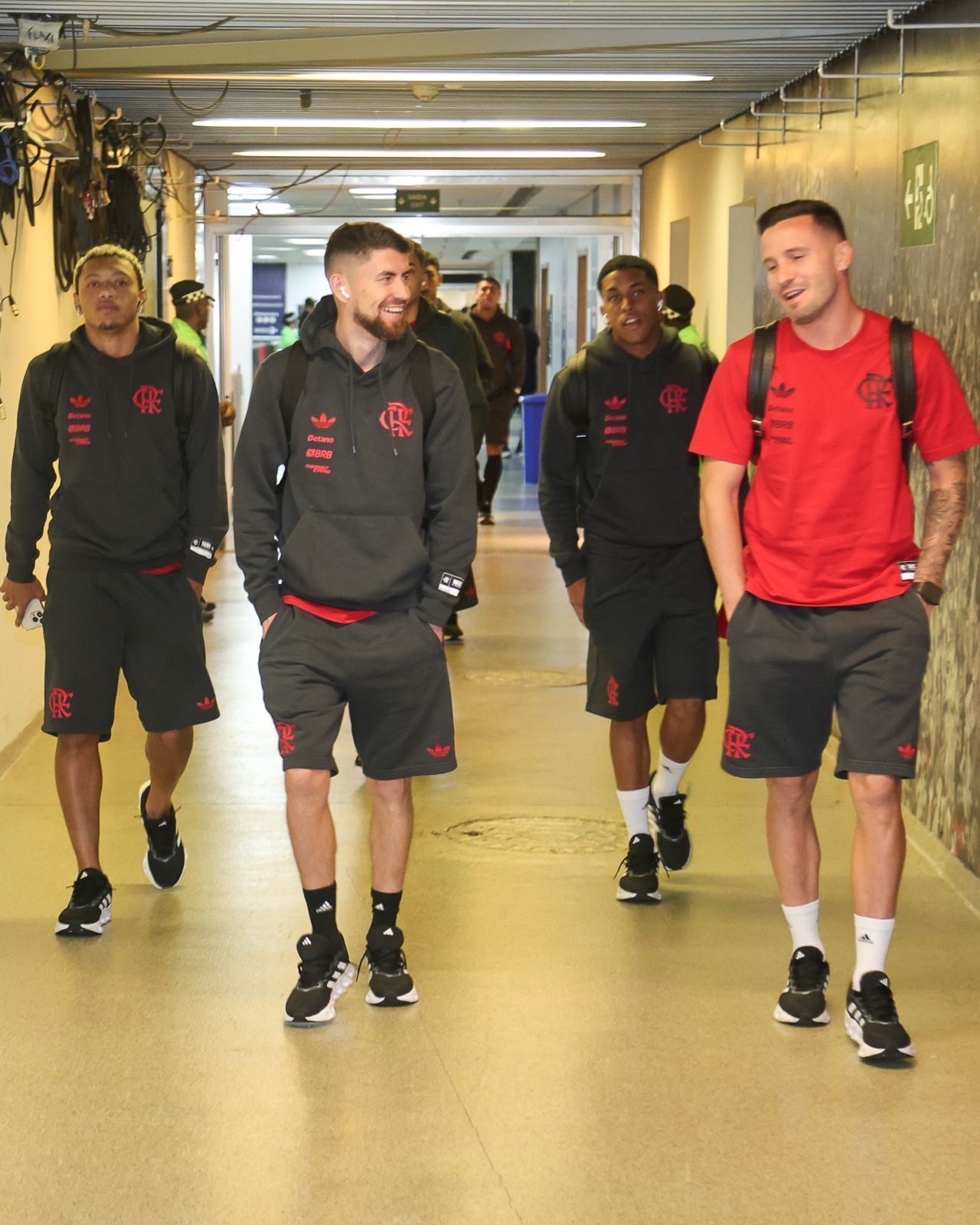 Fluminense x Flamengo: veja os convocados à disposição e os desfalques de Filipe Luís