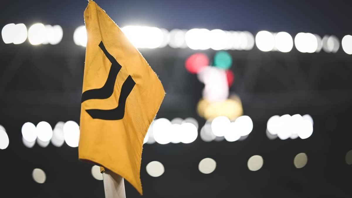 Jornal diz que Juventus está à venda; donos do clube negam